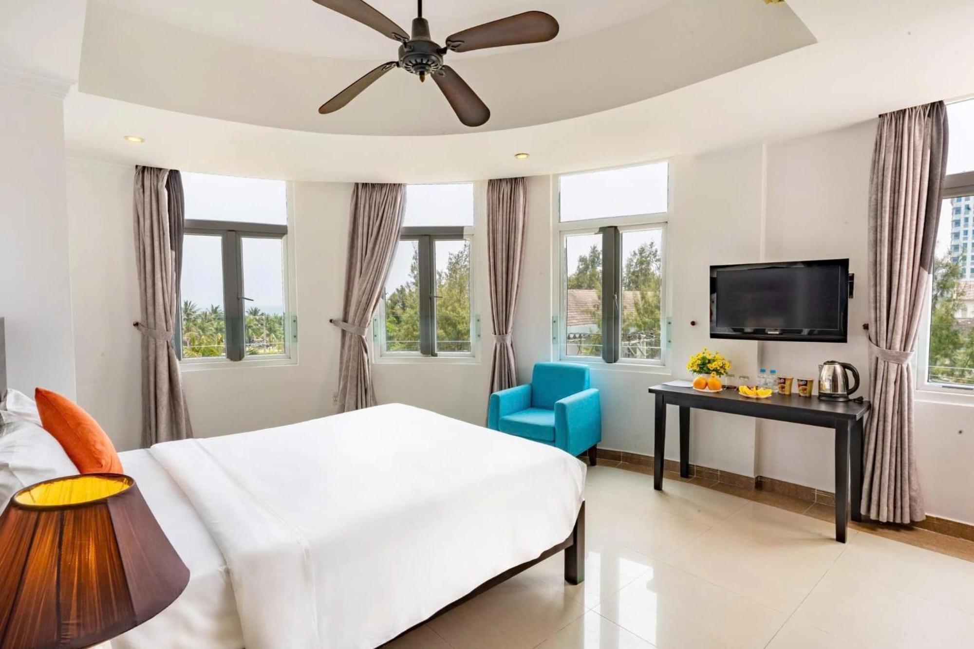 Queen Palace Sea View Hotel Da Nang Exterior foto